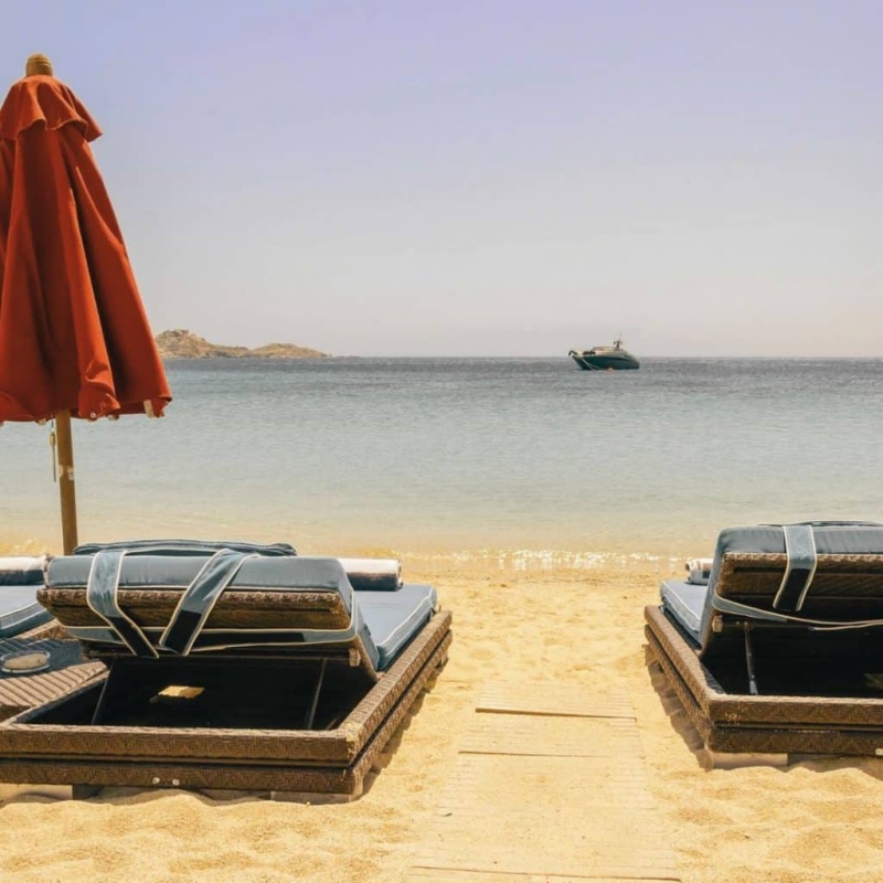 Sunbeds in the most Exclusive Places