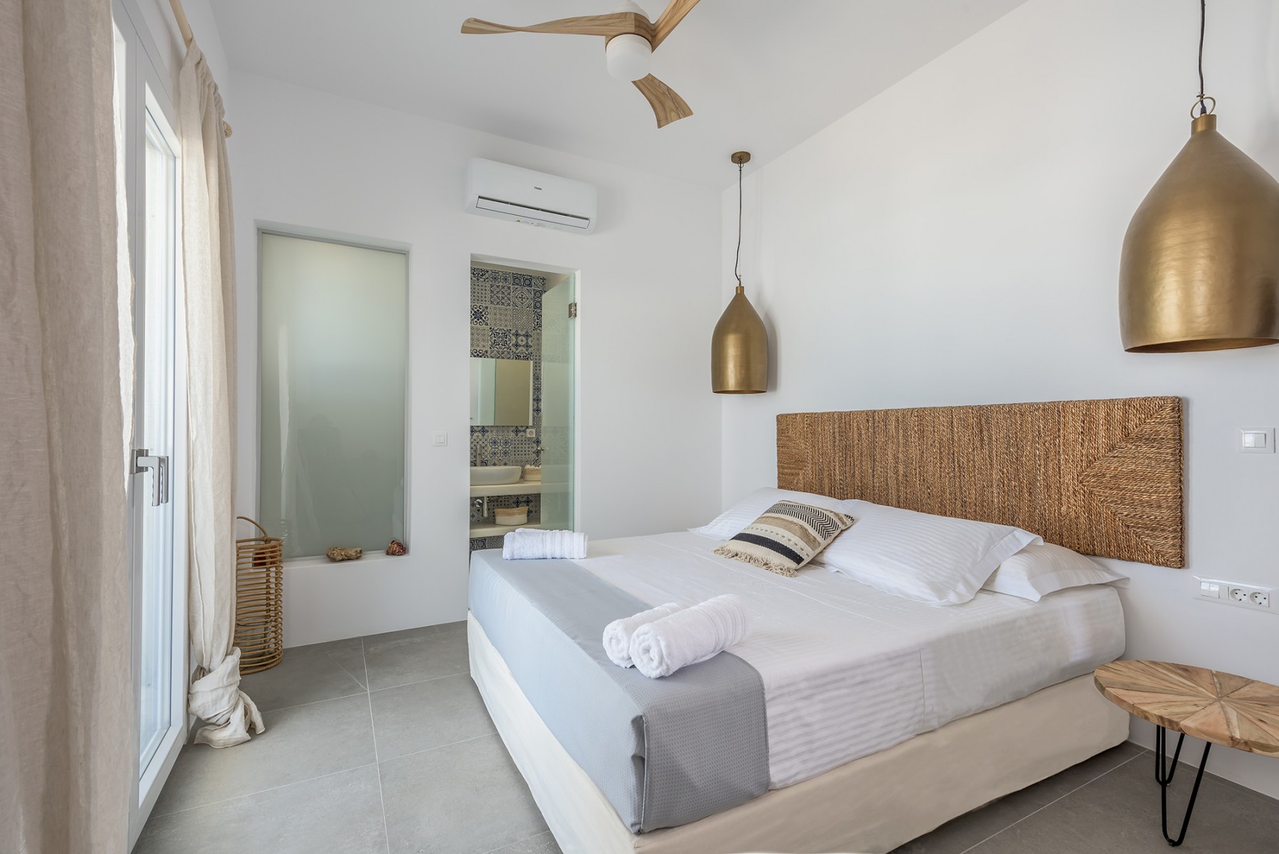 Pollonia Apartment