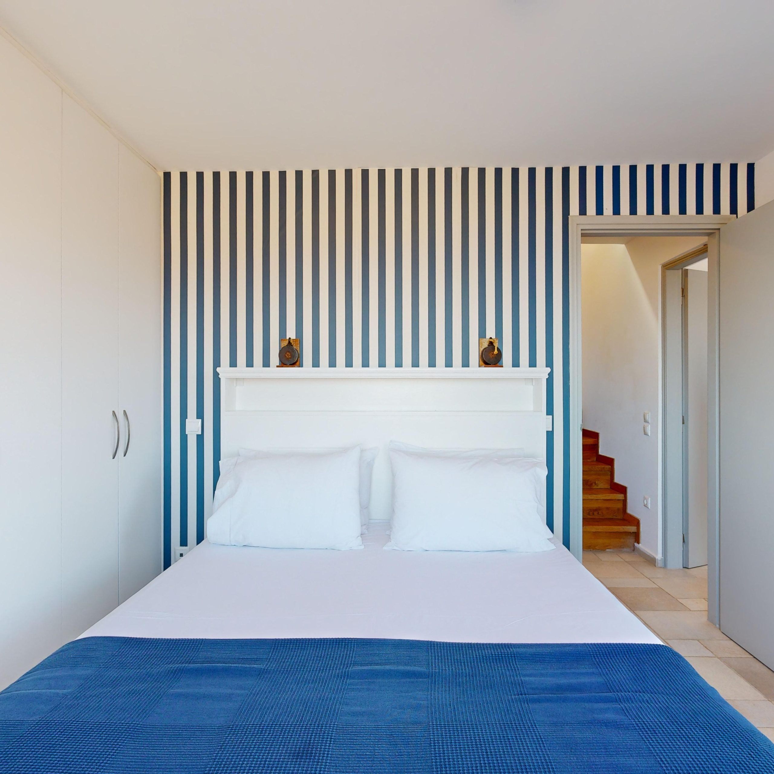 Iris House