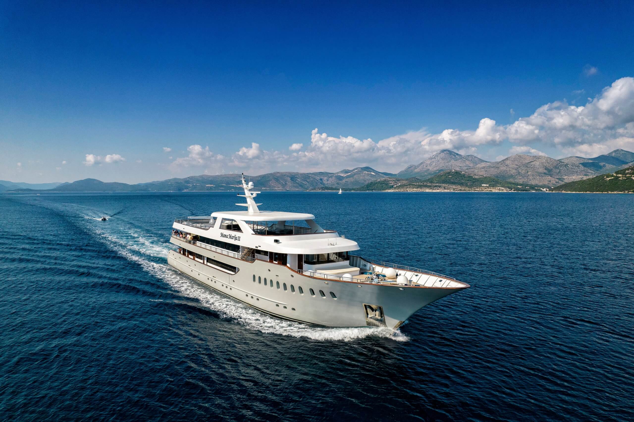 Croatia Cruises: Split to Dubrovnik, M/S Mama Marija II 2026